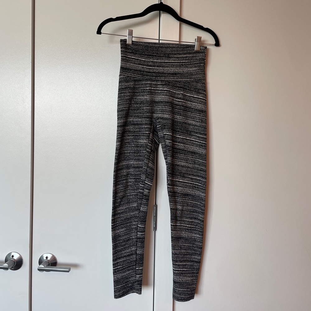 Echt Essentia Scrunch Leggings - Black Stripe - X-Small